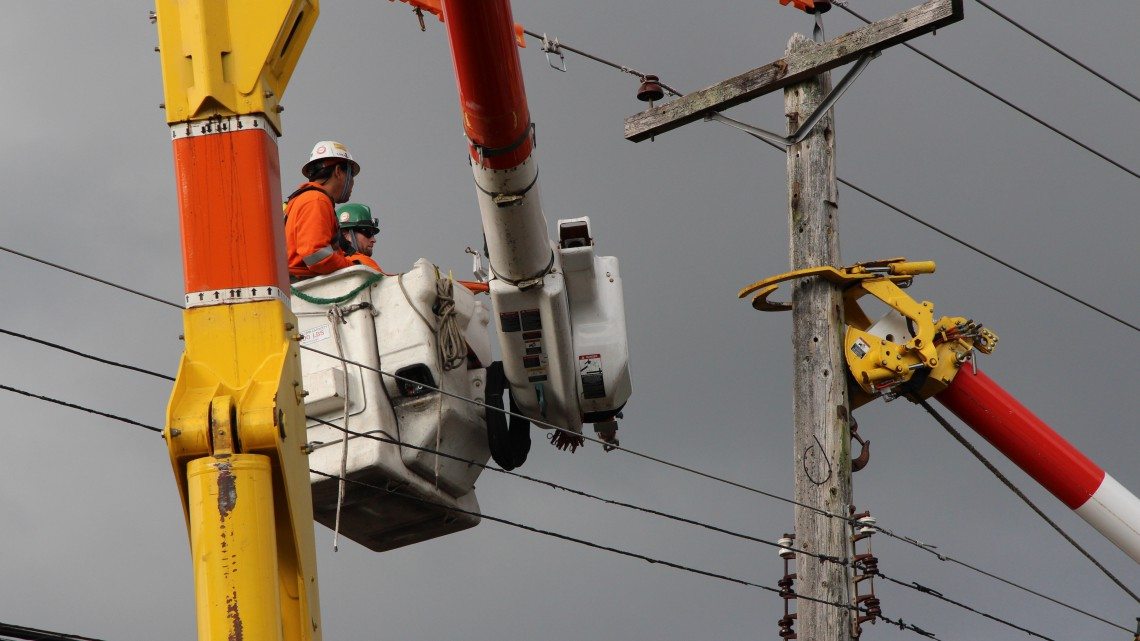 BC Hydro Prepares to Replace Hundreds of Power Poles - My Cariboo Now