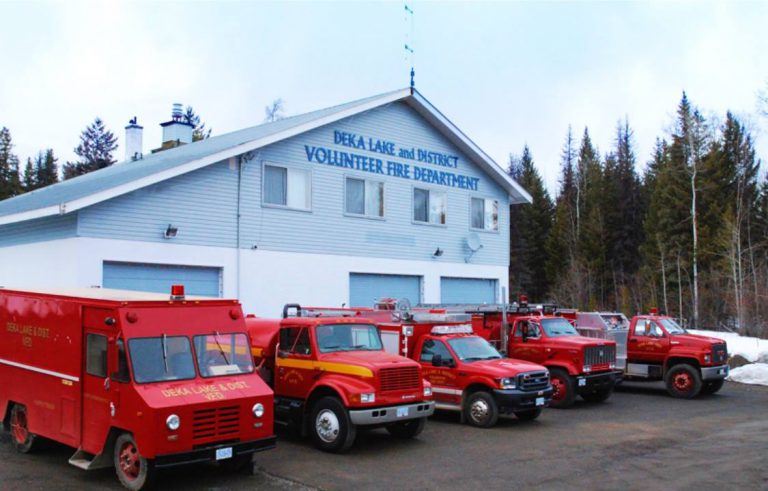 Lone Butte community says thank you to local fire fighters
