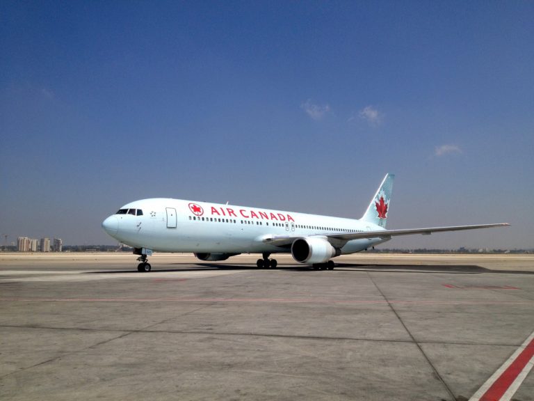 Air Canada to lay off half its staff