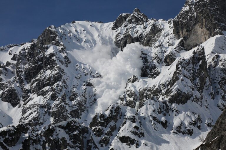 Interior Health is urging extreme caution as high avalanche dangers continue