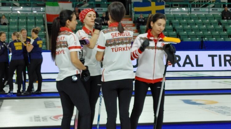 Türkiye, Dünya Kadınlar Curling Şampiyonası’nda boy gösteriyor