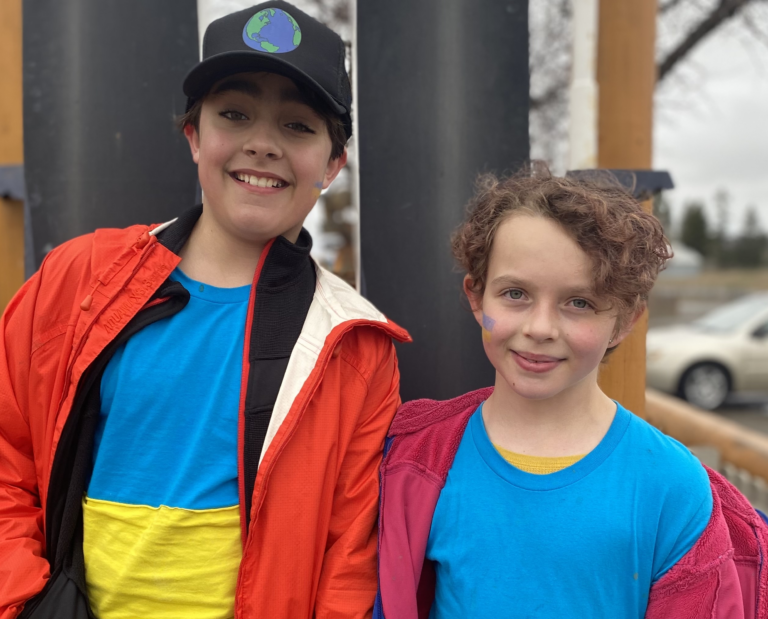 100 Mile House Students Raise Money for Ukrainians