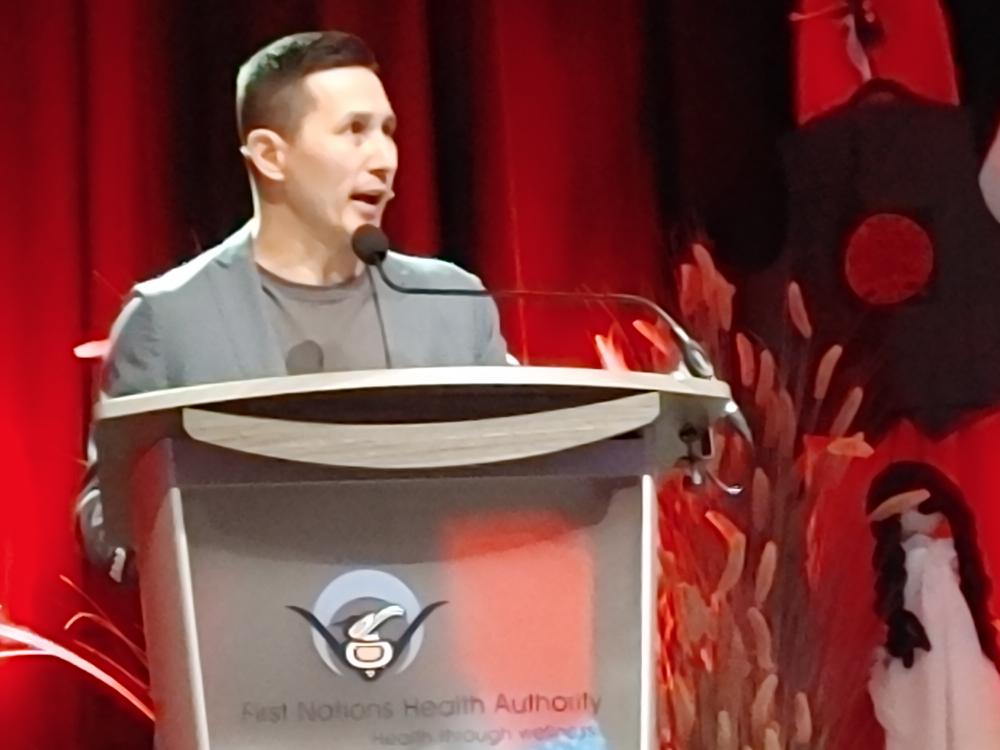 VIDEO: Former NHL player Jordin Tootoo inspires Indigenous youth in  Campbell River - Greater Victoria News