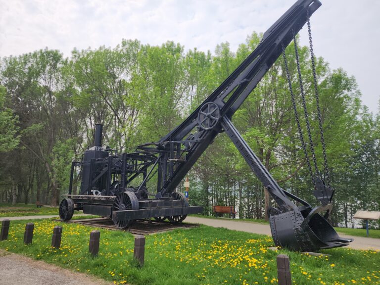 Quesnel City Council reneges on commitment to send Steam Shovel back to Likely